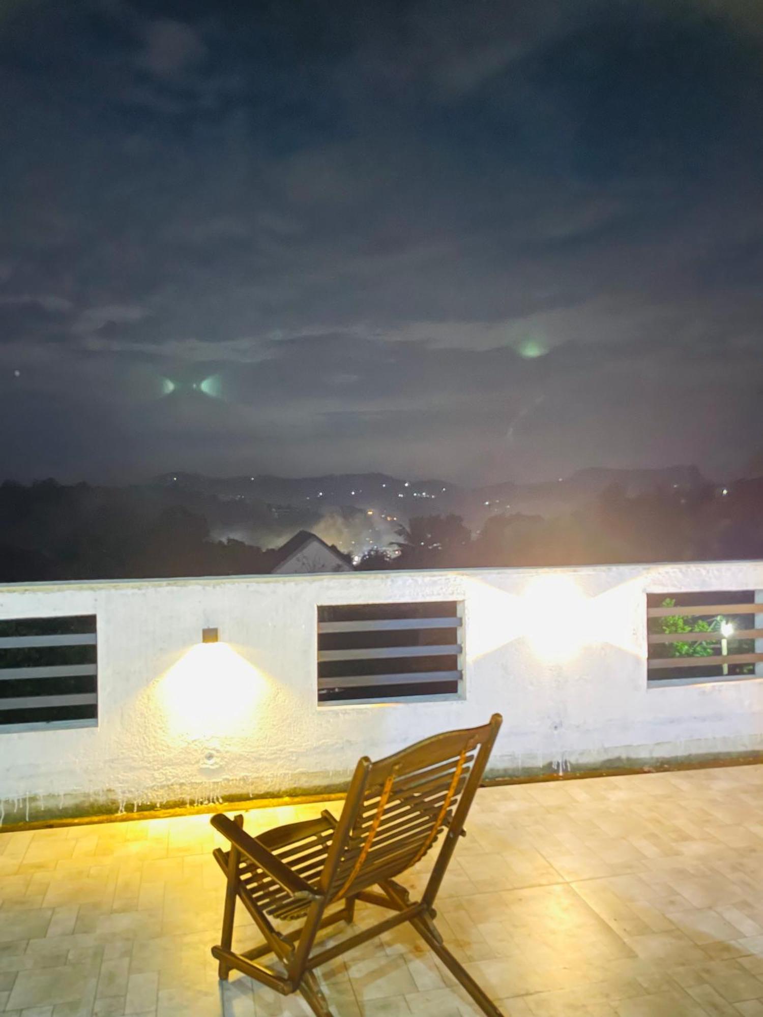 Misty Mountain Lodge Кегалле Екстер'єр фото